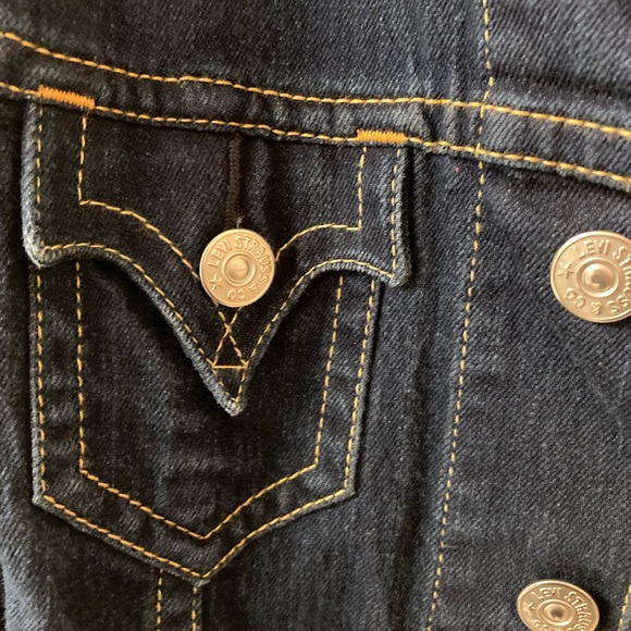 Vintage Levi’s Jacket - Picture 3 of 6